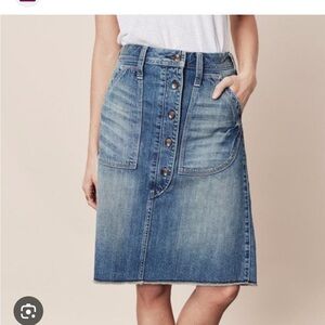 LOVESTITCH denim ALine MIDI skirt SIZE MEDIUM patch pockets BUTTON FRONT